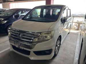 2014 Honda Stepwagon 2.0 Spada Z 5dr 8 Seats in White — image 4