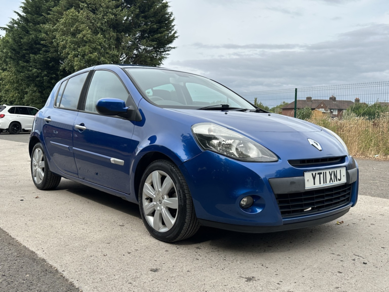 2011 Renault Clio 1.6 Vvt Gt Line Tomtom in Blue — image 1