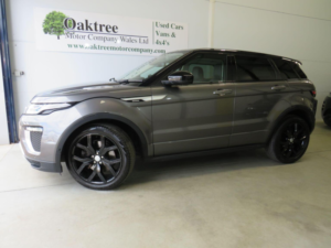 2017 Land Rover Range Rover Evoque 2.0 Sd4 Autobiography Auto 4WD Euro 6 (s/s) 5dr in Grey — image 3