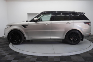 2017 Land Rover Range Rover Sport 2.0 Sd4 Hse Auto 4WD Euro 6 (s/s) 5dr in Gold — image 5