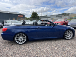 2009 BMW 3 Series 3.0 335i M Sport Highline Convertible in Blue — image 5