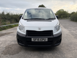 2015 Peugeot Expert Tepee 2.0 Hdi Tepee Comfort in White — image 2