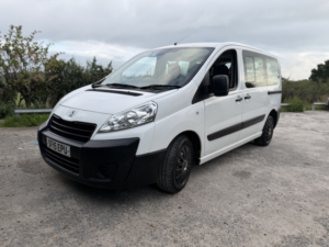 2015 Peugeot Expert Tepee 2.0 Hdi Tepee Comfort in White — image 4