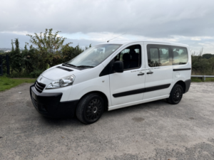 2015 Peugeot Expert Tepee 2.0 Hdi Tepee Comfort in White — image 5