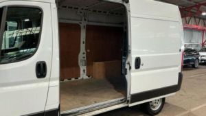 2023 Vauxhall Movano 2.2 Cdti 3500 Biturbo Dynamic Fwd L2 H2 Euro 6 (s/s) 5dr in White — image 4