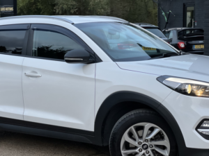 2018 Hyundai Tucson 1.6 Tucson Se Nav 1.6 Gdi 132ps Bd in White — image 5