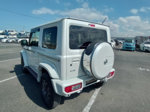 2025 Suzuki Jimny 1.5 Auto 3 Door 2025 4WD Little G Spec in White — image 3
