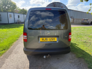 2011 Volkswagen Caddy Maxi 1.6 Tdi C20 Maxi Life DSG Fwd 5dr (window) in Grey — image 4