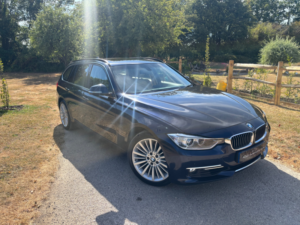 2015 BMW 3 Series 2.0 320i Luxury Touring 5dr Petrol Auto Euro 6 (s/s) (184 Ps) in Blue — image 3