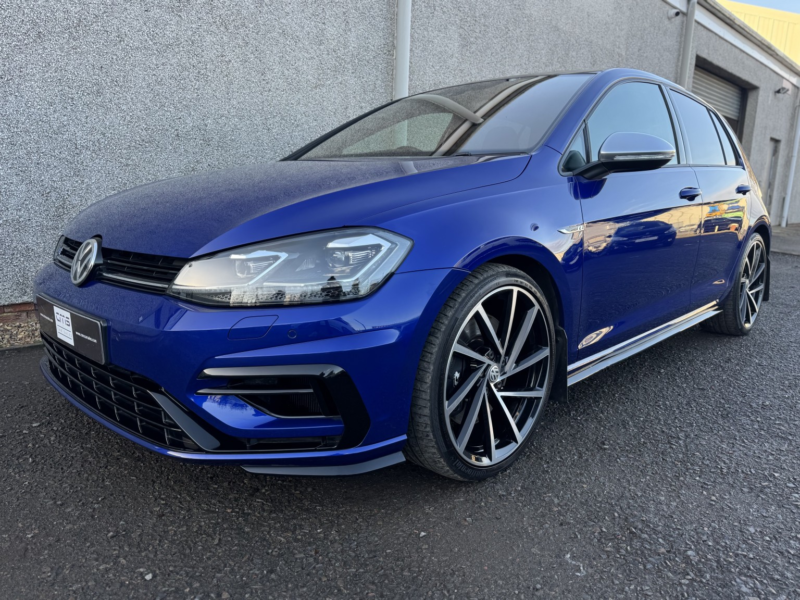 2019 Volkswagen Golf 2.0 Tsi R in Blue — image 1