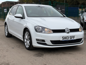 2013 Volkswagen Golf 2.0 Tdi Bluemotion Tech Gt Hatchback 5dr Diesel Manual Euro 5 (s/s) (150 Ps) in White — image 3