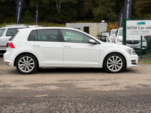 2013 Volkswagen Golf 2.0 Tdi Bluemotion Tech Gt Hatchback 5dr Diesel Manual Euro 5 (s/s) (150 Ps) in White — image 4