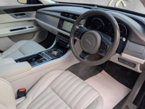 2016 Jaguar Xf 2.0d Portfolio Auto Euro 6 (s/s) 4dr in Blue — image 3