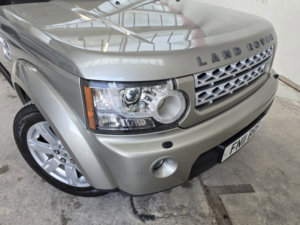 2011 Land Rover Discovery 4 3.0 Sd V6 Xs in Gold — image 2