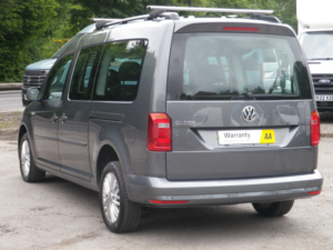 2020 Volkswagen Caddy Maxi Life 2.0 Tdi DSG Auto 7 Seater in Grey — image 5