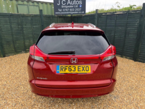 2014 Honda Civic 1.6 I-Dtec Ex Plus Tourer Euro 5 (s/s) 5dr in Red — image 6