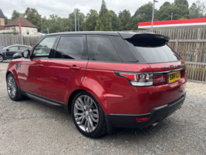 2014 Land Rover Range Rover Sport 3.0 Sd V6 Hse Dynamic SUV 5dr Diesel Auto 4WD Euro 5 (s/s) (292 Ps) in Red — image 4