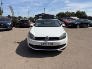 2012 Volkswagen Golf 1.6 Tdi Bluemotion Tech Se Cabriolet Euro 5 (s/s) 2dr in White — image 4