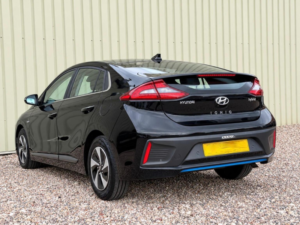 2017 Hyundai Ioniq 1.6 H-Gdi Premium Dct Euro 6 (s/s) 5dr in Black — image 5