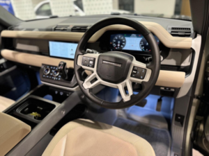 2020 Land Rover Defender 110 2.0 Sd4 First Edition Auto 4WD Euro 6 (s/s) 5dr in Green — image 2