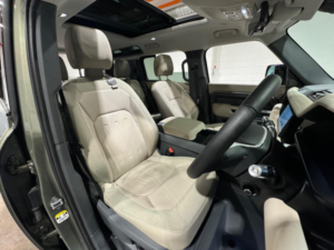 2020 Land Rover Defender 110 2.0 Sd4 First Edition Auto 4WD Euro 6 (s/s) 5dr in Green — image 3