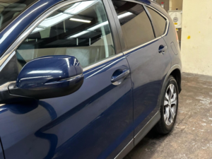 2013 Honda Cr-V 2.2 I-Dtec Ex Auto 4WD Euro 5 5dr in Blue — image 4