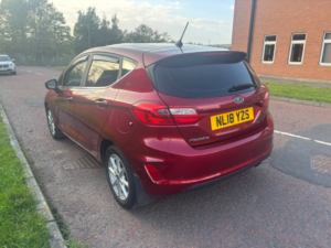 2018 Ford Fiesta 1.0t Ecoboost Zetec Hatchback 5dr Petrol Manual Euro 6 (s/s) (100 Ps) in Red — image 4