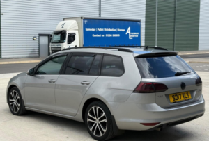 2017 Volkswagen Golf 1.6 Tdi Bluemotion Tech Match Edition Euro 6 (s/s) 5dr in Silver — image 3