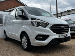 2022 Ford Transit Custom 2.0 300 Ecoblue Limited L2 H1 Euro 6 (s/s) 5dr in White — image 6