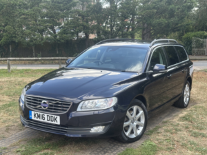 2016 Volvo V70 2.0 Se Nav D4 in Blue — image 2