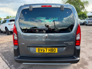 2017 Peugeot Partner Tepee 1.2 Puretech Outdoor MPV 5dr Petrol Manual Euro 6 (s/s) (110 Ps) in Grey — image 5