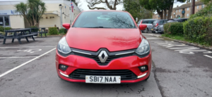 2017 Renault Clio 1.2 Dynamique Nav 1.2 16v 75 in Red — image 2