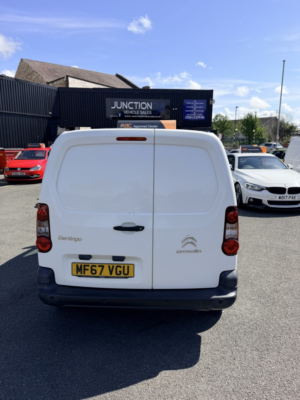 2017 Citroen Berlingo 1.6 Bluehdi 850 Enterprise in White — image 6