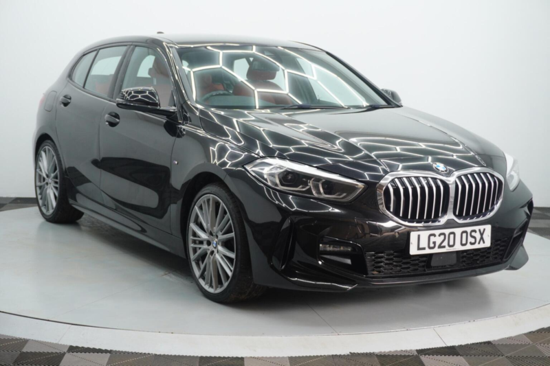 2020 BMW 1 Series 1.5 118i M Sport Euro 6 (s/s) 5dr in Black — image 1
