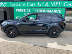 2017 Land Rover Discovery Sport 2.0 Td4 Se Tech in Black — image 5