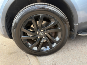 2018 Land Rover Discovery 2.0 Sd4 Se SUV 5dr Diesel Auto 4WD Euro 6 (s/s) (240 Ps) in Blue — image 4