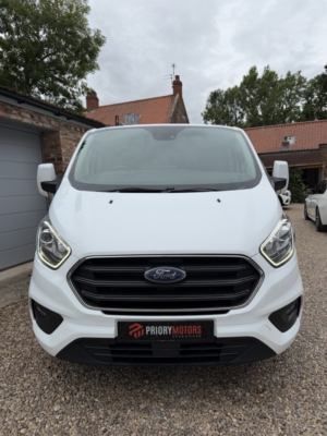 2022 Ford Transit Custom 2.0 Transit Custom Limited Van 300 L2 2.0l Ecoblue 130ps Fwd 6 Speed Manual in White — image 6
