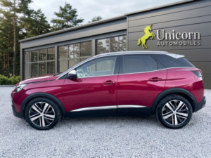 2017 Peugeot 3008 2.0 Bluehdi Gt in Red — image 6
