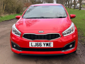 2016 Kia Ceed 1.6 Crdi 4 Euro 6 (s/s) 5dr in Red — image 3