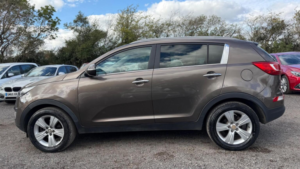 2014 Kia Sportage 1.7 Crdi Ecodynamics 2 2WD Euro 5 (s/s) 5dr in Brown — image 5