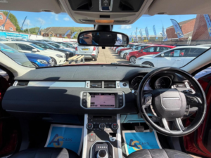 2013 Land Rover Range Rover Evoque 2.2 Sd4 Pure Tech Auto 4WD Euro 5 (s/s) 5dr in Red — image 2