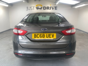 2019 Ford Mondeo 1.5t Ecoboost Titanium Edition Hatchback 5dr Petrol Auto Euro 6 (s/s) (165 Ps) in Grey — image 4