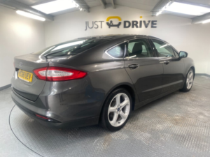 2019 Ford Mondeo 1.5t Ecoboost Titanium Edition Hatchback 5dr Petrol Auto Euro 6 (s/s) (165 Ps) in Grey — image 5