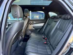 2019 Land Rover Range Rover Velar 2.0 D240 R-Dynamic Se Auto 4WD Euro 6 (s/s) 5dr in Black — image 3