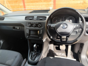 2020 Volkswagen Caddy Life 3 SEAT Auto Wheelchair Accessible Disabled Access Vehicle Wav in Grey — image 2