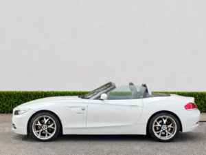 2010 BMW Z4 2.5 23i Convertible 2dr Petrol Auto Sdrive Euro 5 (204 Ps) in White — image 4