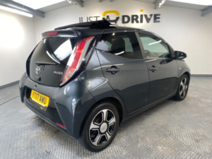 2017 Toyota Aygo 1.0 Vvt-I X-Clusiv3 Hatchback 5dr Petrol Manual Euro 6 (68 Ps) in Grey — image 6