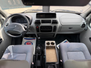 2002 Renault Master Camper Van - Pro Conversion - Fixed Bed - Left Hand Drive - Only 45k Miles in Silver — image 4