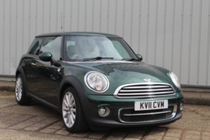 2011 MINI Hatch 1.6 Cooper D Hatch in Green — image 3