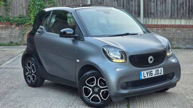2016 Smart Fortwo 1.0 Prime (premium) Twinamic Euro 6 (s/s) 2dr in Grey — image 1